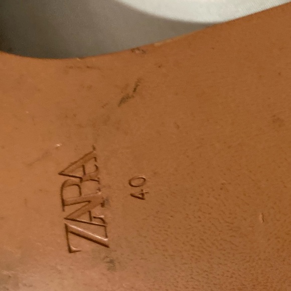 Beautiful Zara size 9.5 sandals. - Picture 2 of 4